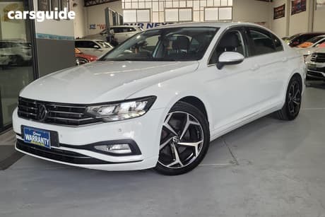 White 2022 Volkswagen Passat Sedan 140Tsi Business