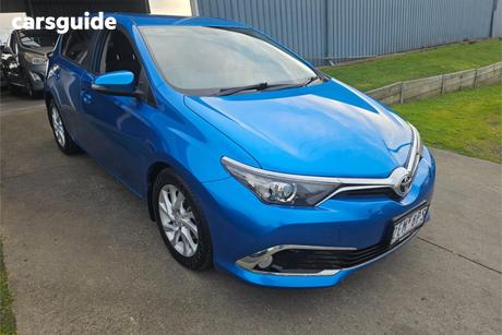 Blue 2016 Toyota Corolla Hatchback Ascent Sport