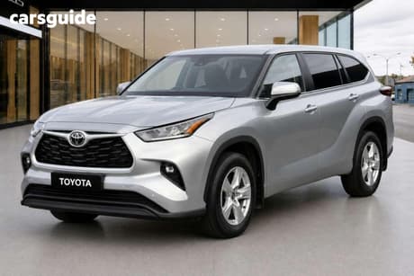 Silver 2023 Toyota Kluger SUV