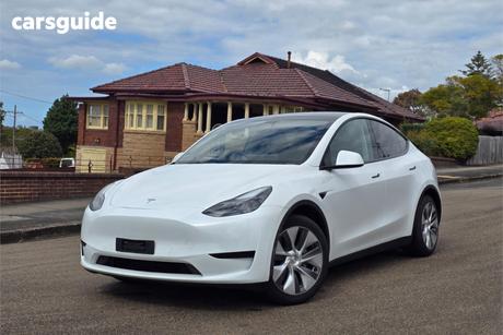 White 2022 Tesla Model Y Wagon Rear-Wheel Drive