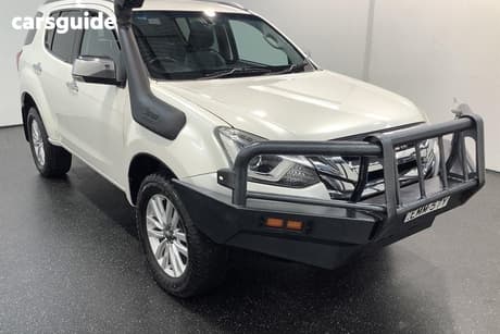 White 2017 Isuzu MU-X Wagon Ls-T (4X4)