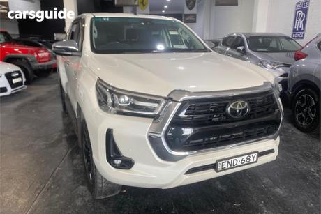 White 2021 Toyota Hilux Double Cab Pick Up Sr5 (4X4)
