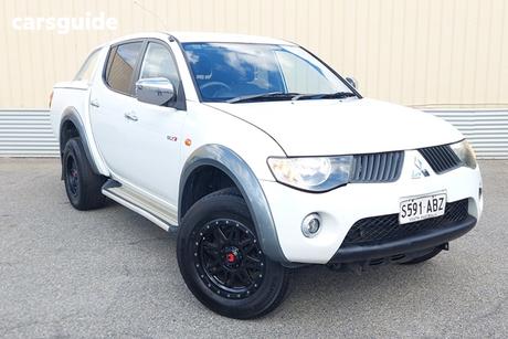2009 Mitsubishi Triton Double Cab Utility Glx-R (4X4)