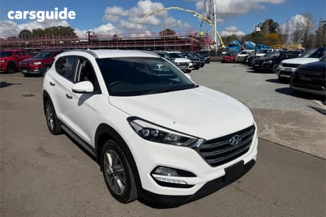 White 2018 Hyundai Tucson Wagon Elite (Awd)