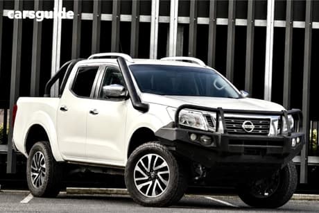 White 2019 Nissan Navara Dual Cab Pick-up St-X (4X4)