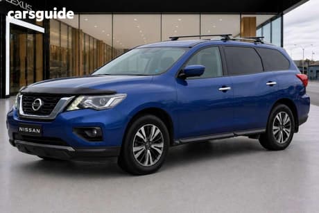 Blue 2017 Nissan Pathfinder Wagon St-L (4X2)