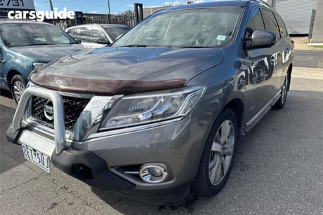 Grey 2016 Nissan Pathfinder Wagon Ti Hybrid (4X4)