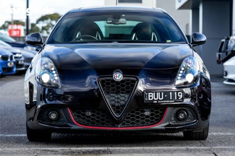 Black 2020 Alfa Romeo Giulietta Hatchback Veloce Tct