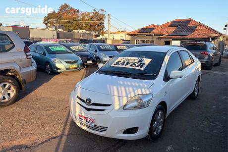 White 2007 Toyota Yaris Sedan Yrs