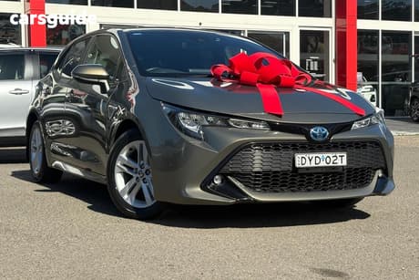 Bronze 2018 Toyota Corolla Hatchback Sx (Hybrid)