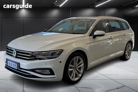 White 2021 Volkswagen Passat Wagon 206 Tsi R-Line