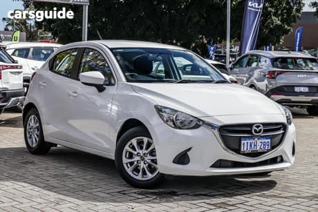 White 2015 Mazda 2 Hatchback Maxx