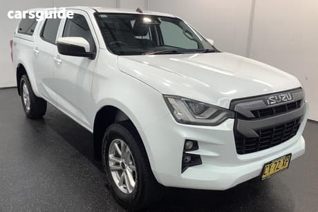 White 2019 Isuzu D-MAX Crew Cab Utility Ls-M (4X4)