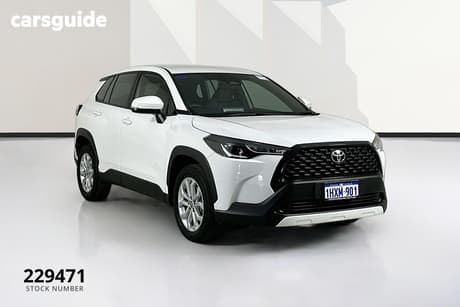 White 2023 Toyota Corolla Cross Wagon Gx 2Wd