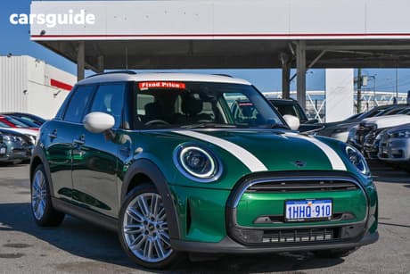 Green 2021 Mini Cooper Hatchback Classic 5D Hatch