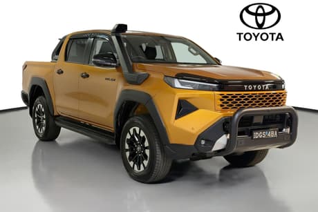 Orange 2026 Toyota Hilux Double Cab Pick Up Sr5 48V (4X4)