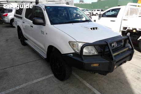 White 2010 Toyota Hilux Dual Cab Pick-up Sr (4X4)
