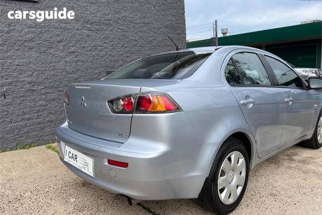 Silver 2009 Mitsubishi Lancer Sedan Es