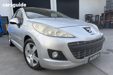Silver 2011 Peugeot 207 Hatchback Xt