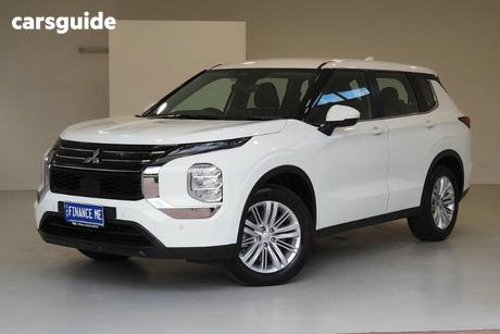 White 2024 Mitsubishi Outlander Wagon Es 7 Seat (2Wd)