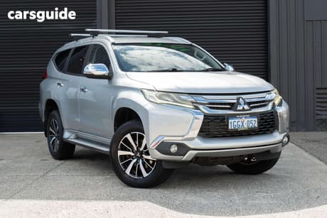 Silver 2016 Mitsubishi Pajero Sport Wagon Gls (4X4) 7 Seat