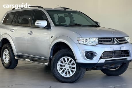 Silver 2015 Mitsubishi Challenger Wagon (4X4)
