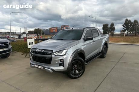 Silver 2021 Isuzu D-MAX Crew Cab Utility X-Terrain (4X4)