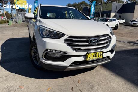 White 2016 Hyundai Santa FE Wagon Active Crdi (4X4)