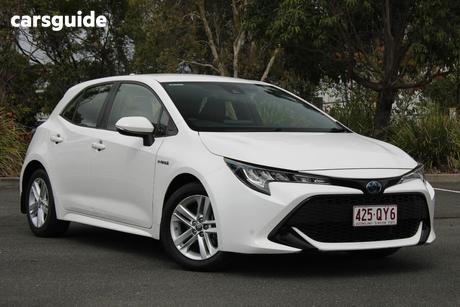 White 2020 Toyota Corolla Hatchback Ascent Sport (Hybrid)