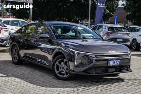 Grey 2025 Kia K4 Sedan S