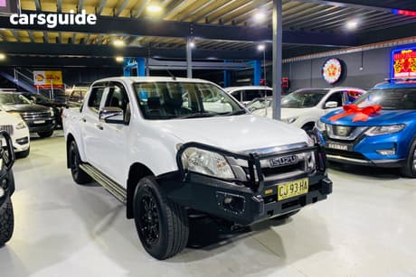 White 2015 Isuzu D-MAX Crew Cab Utility Sx Hi-Ride (4X4)