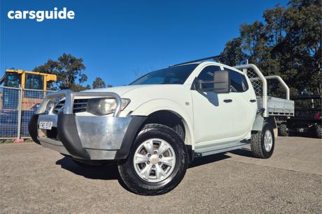 White 2013 Mitsubishi Triton Double Cab Utility Glx (4X4)