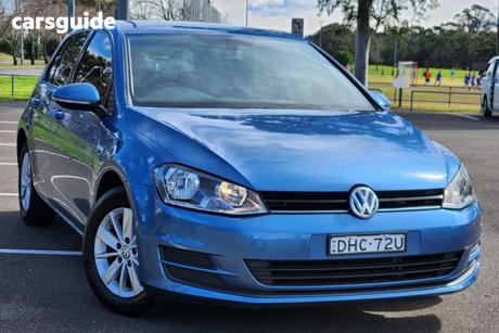 Blue 2016 Volkswagen Golf Hatchback 92 Tsi Trendline