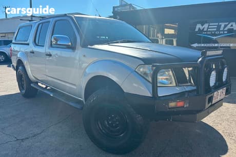 Silver 2007 Nissan Navara Dual Cab Pick-up St-X (4X4)