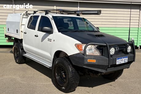 White 2005 Toyota Hilux Dual Cab Pick-up Sr (4X4)