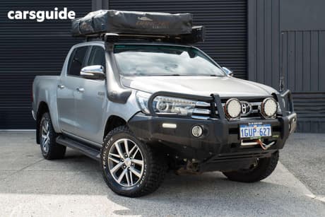 Grey 2016 Toyota Hilux Dual Cab Utility Sr5 (4X4)