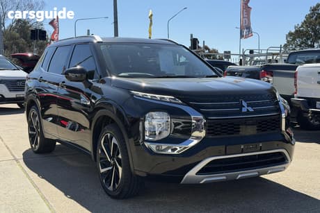 Black 2023 Mitsubishi Outlander Wagon Phev Exceed 5+2 Seat (Awd)
