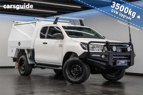 White 2019 Toyota Hilux X Cab Cab Chassis Sr (4X4)