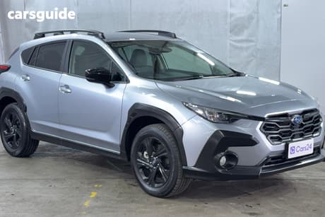Silver 2024 Subaru Crosstrek Wagon Awd 2.0L