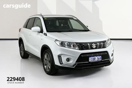 White 2024 Suzuki Vitara Wagon 1.6L
