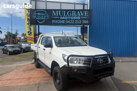 White 2018 Toyota Hilux Dual Cab Chassis Sr (4X4)