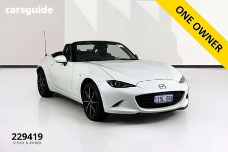 White 2024 Mazda MX-5 Convertible G20 Roadster Gt