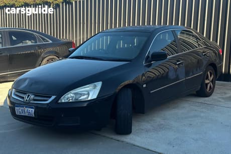 Black 2005 Honda Accord Sedan Vti