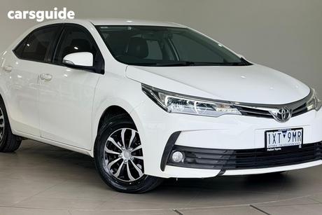 White 2017 Toyota Corolla Sedan Ascent