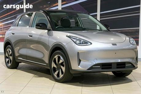 Silver 2026 Geely Ex2 Hatchback Inspire