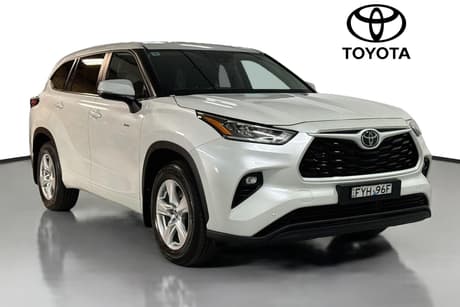White 2025 Toyota Kluger Wagon Gx Hybrid Awd