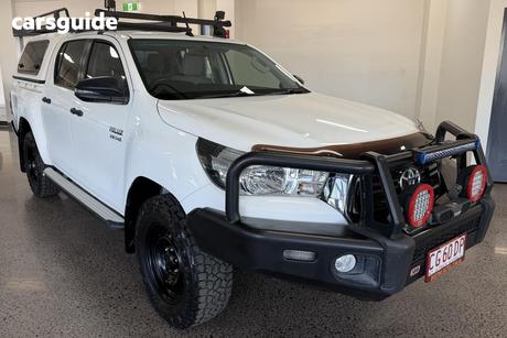 White 2019 Toyota Hilux Double Cab Pick Up Sr (4X4)