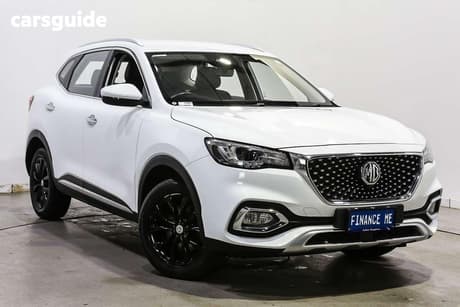 White 2023 MG HS Wagon Vibe