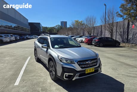 Silver 2022 Subaru Outback Wagon Awd