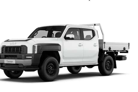 White 2025 Kia Tasman Double Cab Chassis S (4X4) Black Fender